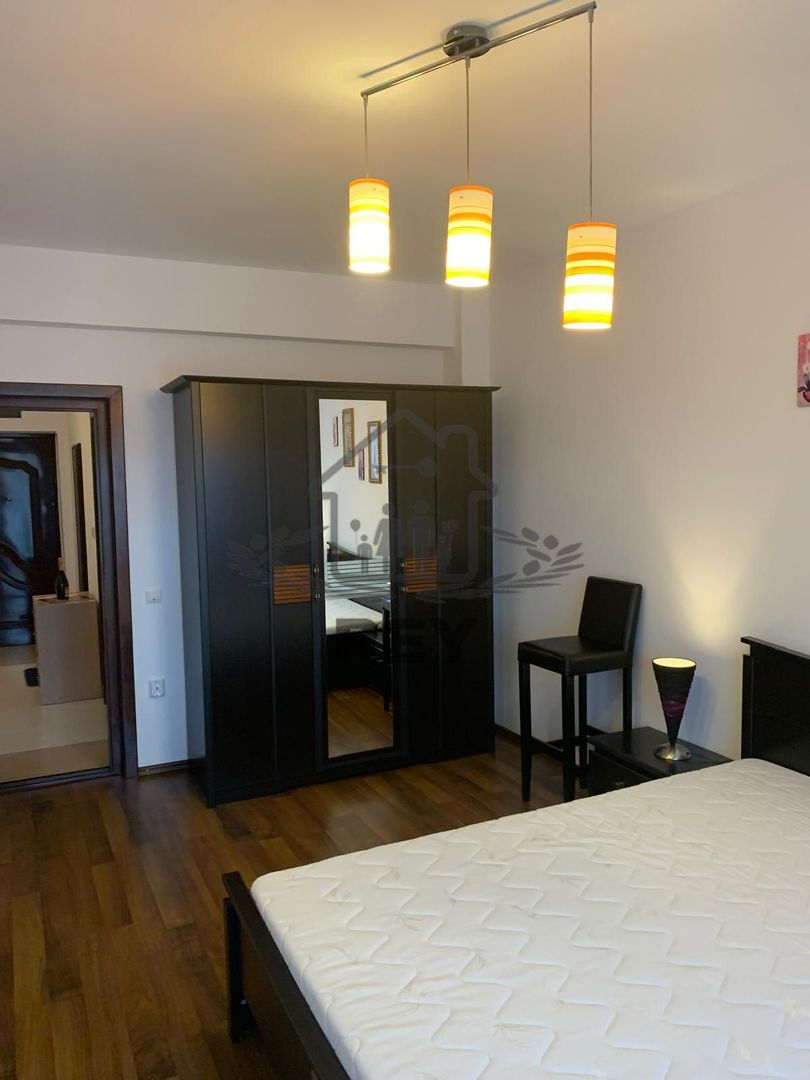 Apartament 3 camere decomandat la vilă/etaj intermediar/loc de parcare - Poză 8