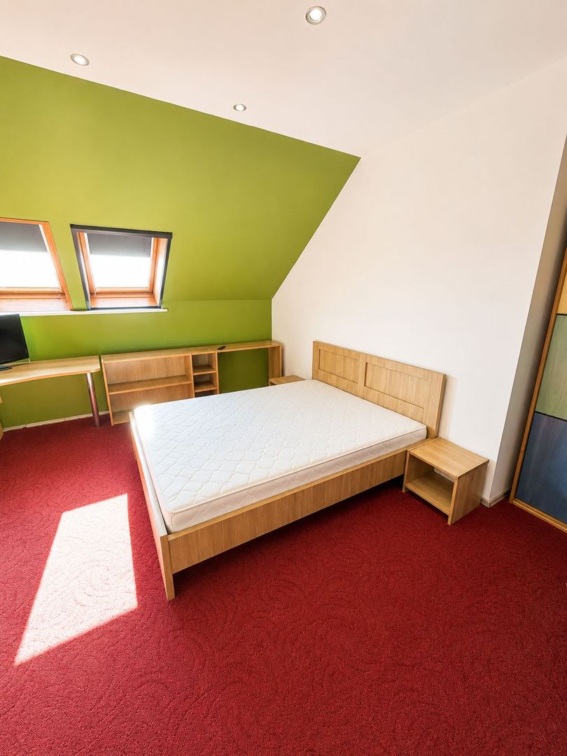 Vila Sanmartin -Zona Beverly Hills -8030mp teren - Poză 10