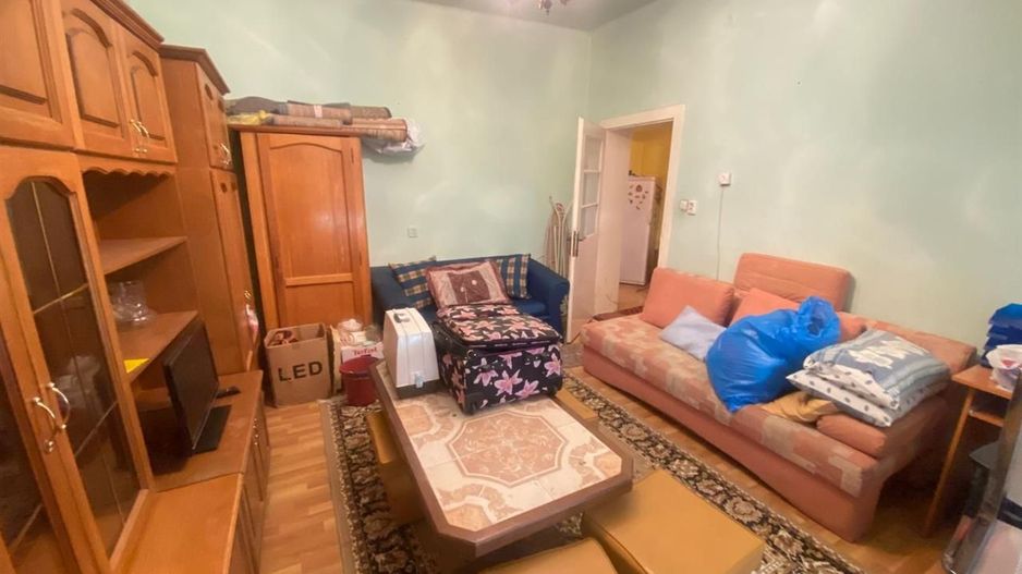Apart la casa Bogdanestilor  curte  acces cu masina centrala proprie - Poză 10