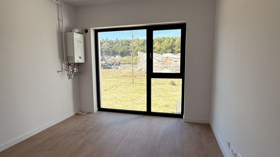 🏡 Apartament finisat premium cu terasă și priveliște liberă 🌿 - Poză 1
