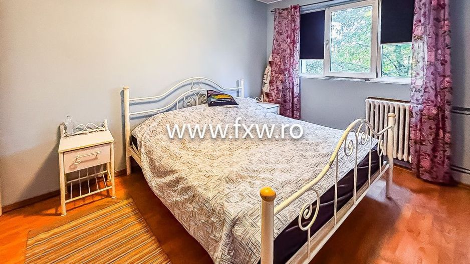 Apartament 3 camere semidecomandat, mobilat și utilat modern - Poză 2