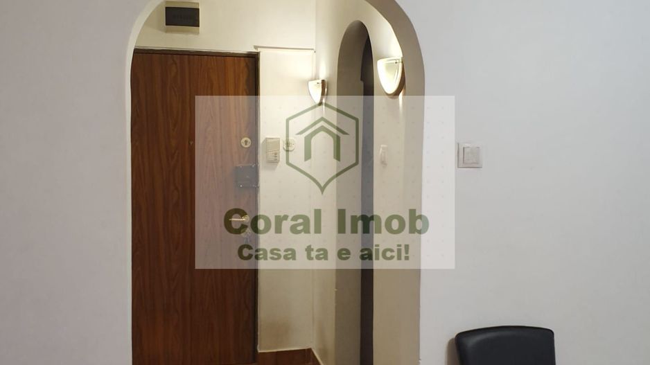 Vanzare un apartament de  2 camere in zona Obor, - Poză 6