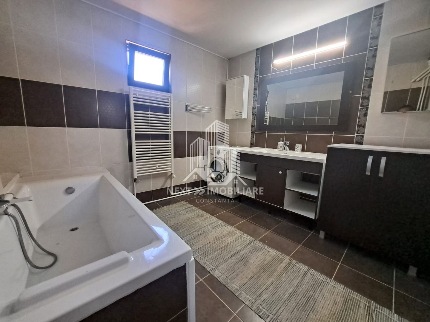 Casa 5 Camere Mangalia,  P+1, curte, loc de parcare - Poză 10