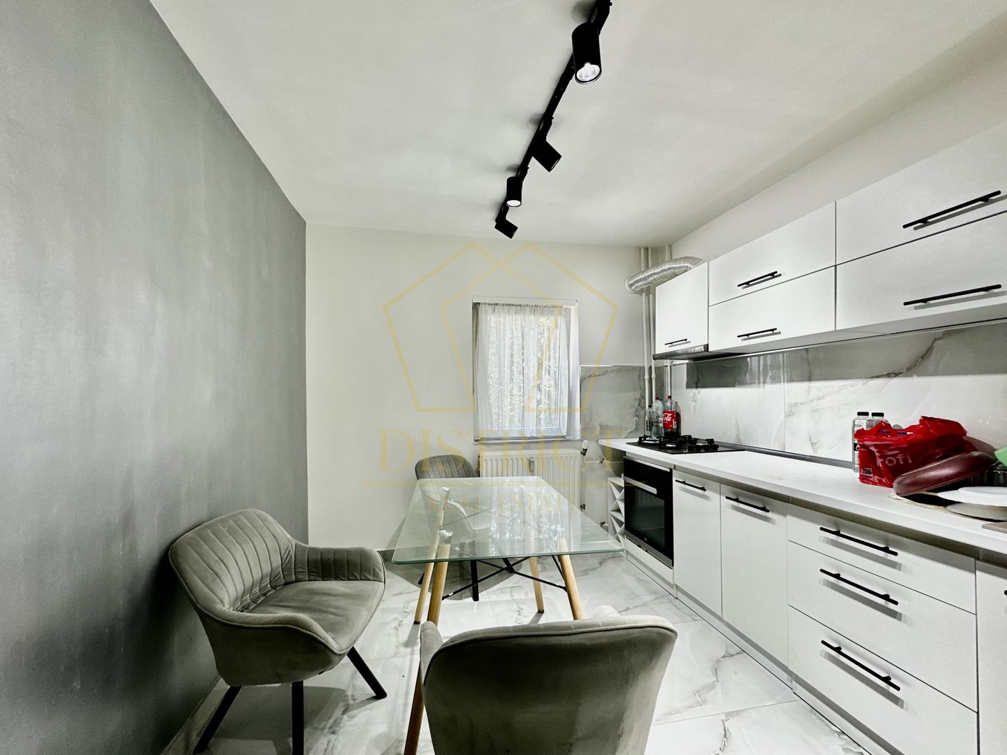 Apartament spatios cu 4 camere | Renovat | Zona Bucovinei - Poză 5