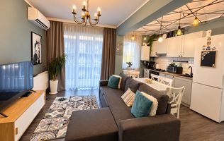 Apartament cu 3 camere, 21 mp balcoane, parcare subterana in zona Vivo