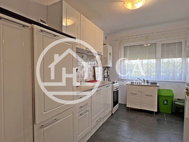 Casă de închiriat cu 3 camere în Cartierul Tineretului, Oradea - Poză 3