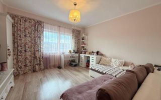 Apartament 2 camere de vânzare – etaj intermediar, garaj – Zona Mărășt - Poză 8