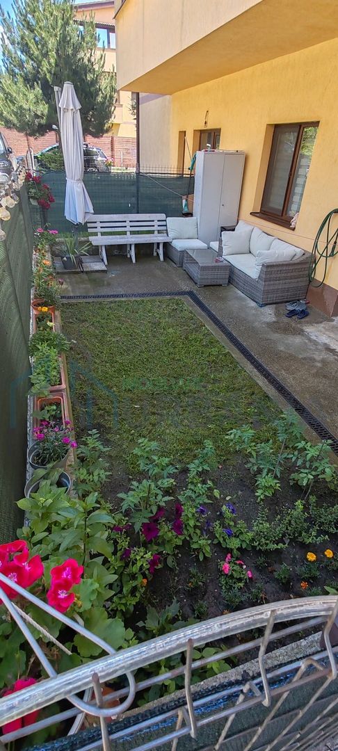 Vând apartament cu 1 camera complet mobilat - Poză 1