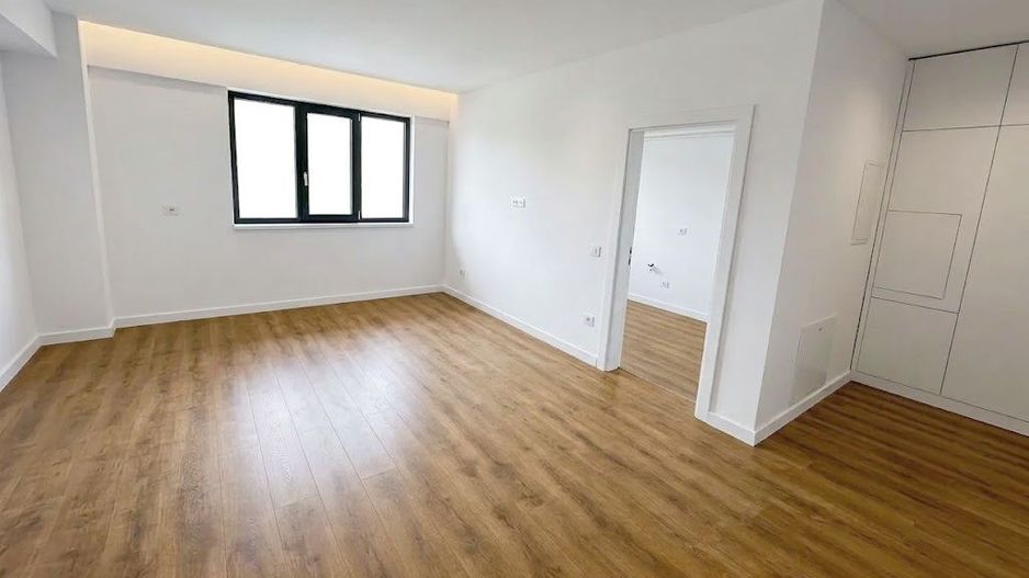Apartament 3 camere, bloc nou, carte funciara, zona Cetate, - Poză 1