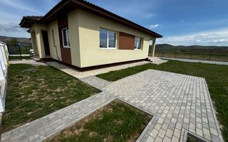 Casa de vânzare în Alba Iulia, zona Micești - Poză 2