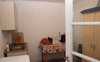 Casă / Vilă cu 3 camere de vânzare în zona Bartolomeu - Poză 81