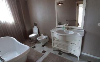 Apartament 3 camere, finisaje premium-bloc nou-zona centrala - Poză 11