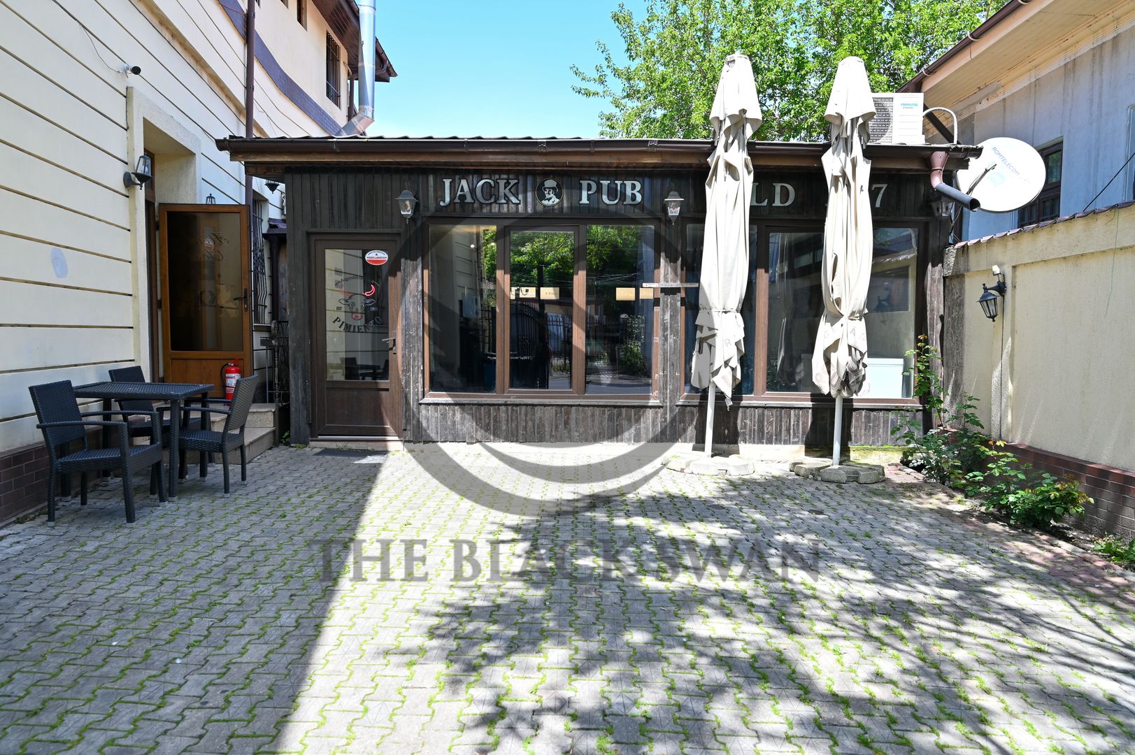 Hotel cu 16 camere de vanzare | Ultracentral, Ploiesti I Investitie - Poză 3