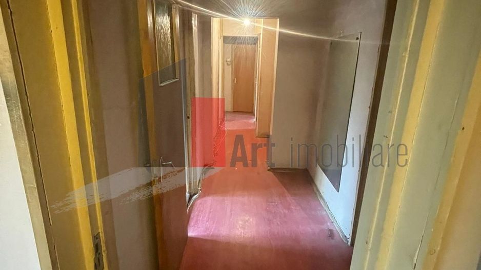 APARTAMENT 4 CAMERE STEFAN CEL MARE - Poză 2