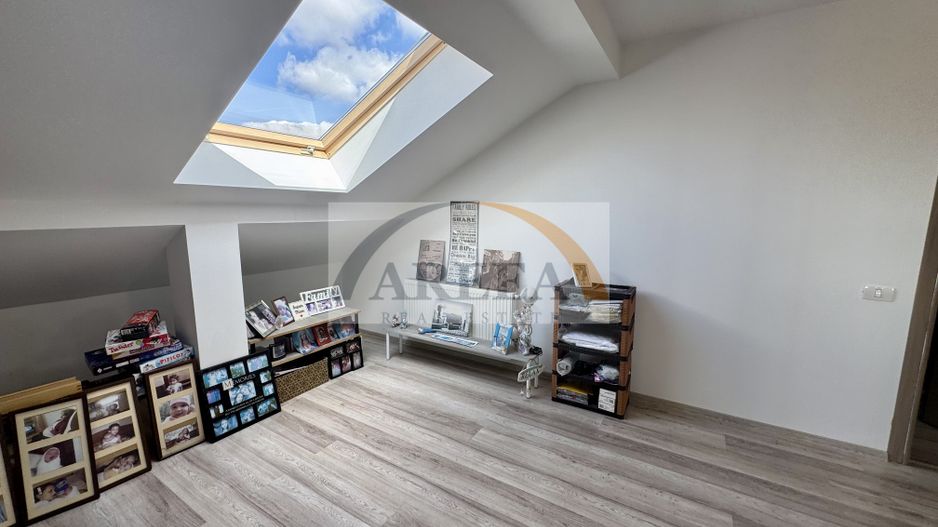 Berceni - VILĂ UNICAT, spațioasă, curte 1.000 mp, la 7 min metrou - Poză 40