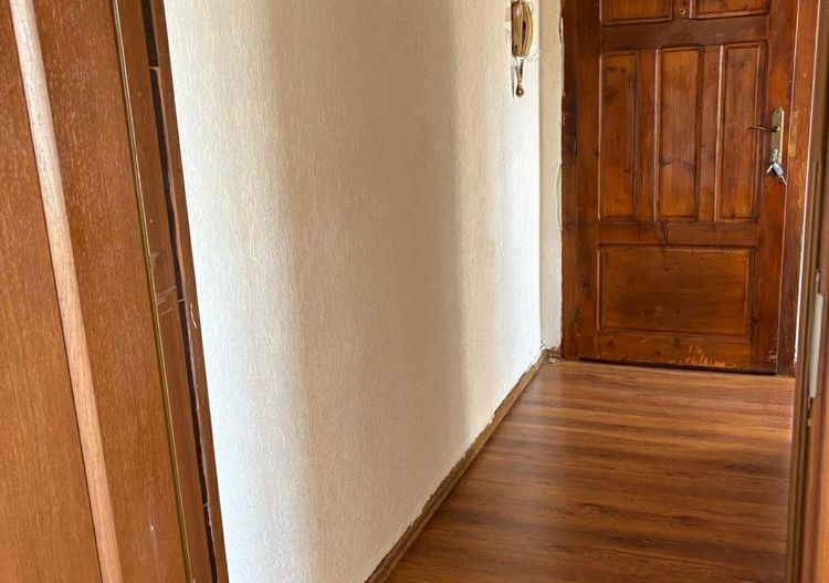 BRASADAS vinde ap cam etaj 4/4 in 14 Mai. - Poză 7