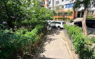 Inchiriem apartament cu 2 camere in Mazepa 2, et.3, pret 2000 de lei. - Poză 17