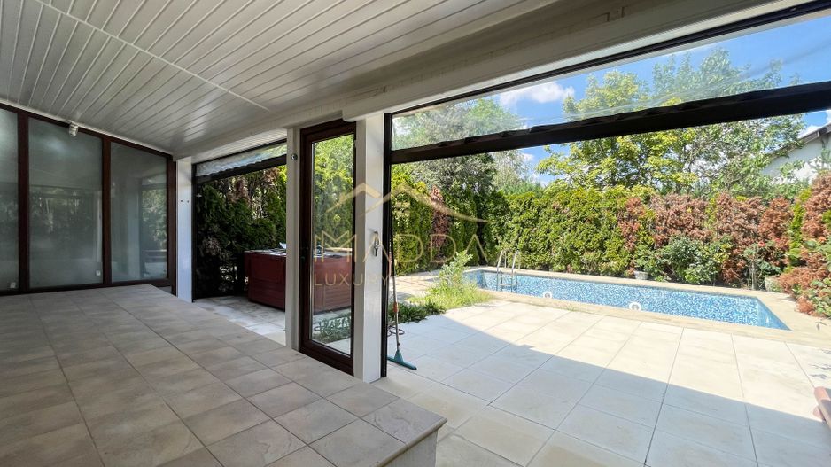 Amazing 6 Rooms Villa // Private Pool // 4 Parking Place / Erou Iancu Nicolae - Poză 6