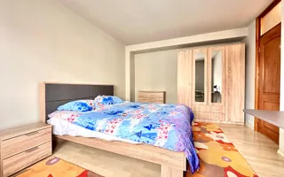 Apartament spatios 4 camere + parcare, pretabil ptr ERASMUS - Poză 11