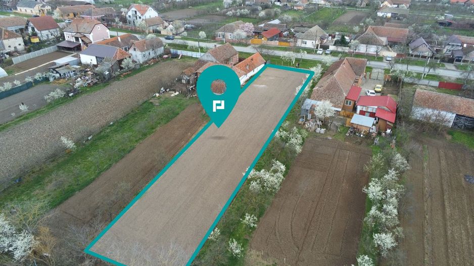 Teren intravilan în Fibiș - Poză 1