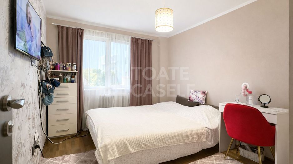 Apartament cu 3 camere, etaj intermediar, zona Primăverii, Mănăștur - Poză 3
