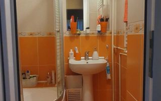 Apartament cu 4 camere semidecomandat de vanzare in zona Oltenitei - Poză 2