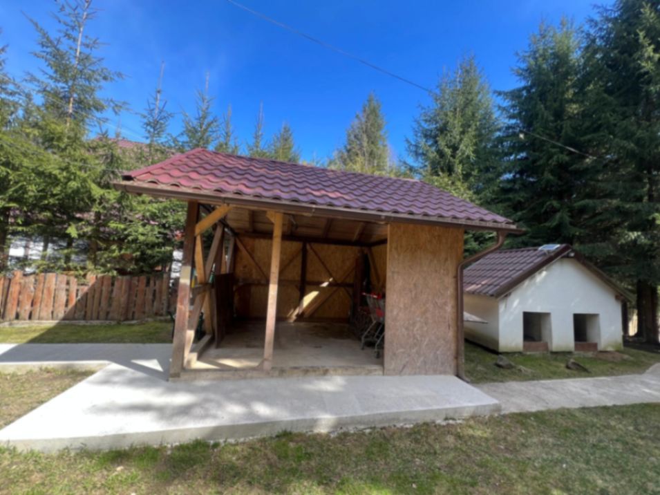 REFUGIU DIN INIMA NATURII, CASĂ DE VÂNZARE, 144mp COMANDĂU/ COVASNA - Poză 2