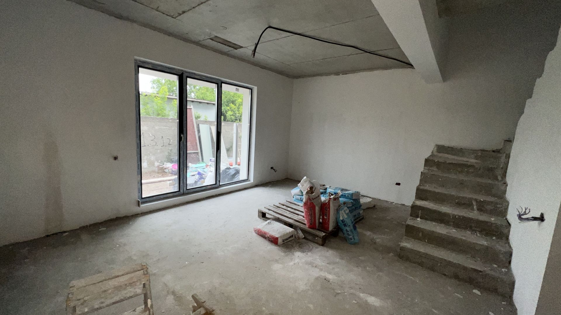 Casa tip duplex langa drumul principal Ion Luca Caragiale, Chiajna - Poză 4