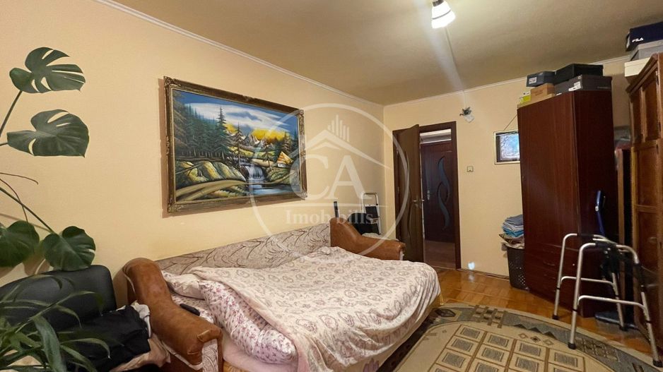 Apartament de vânzare cu 2 camere în Episcopia, Oradea - Poză 2