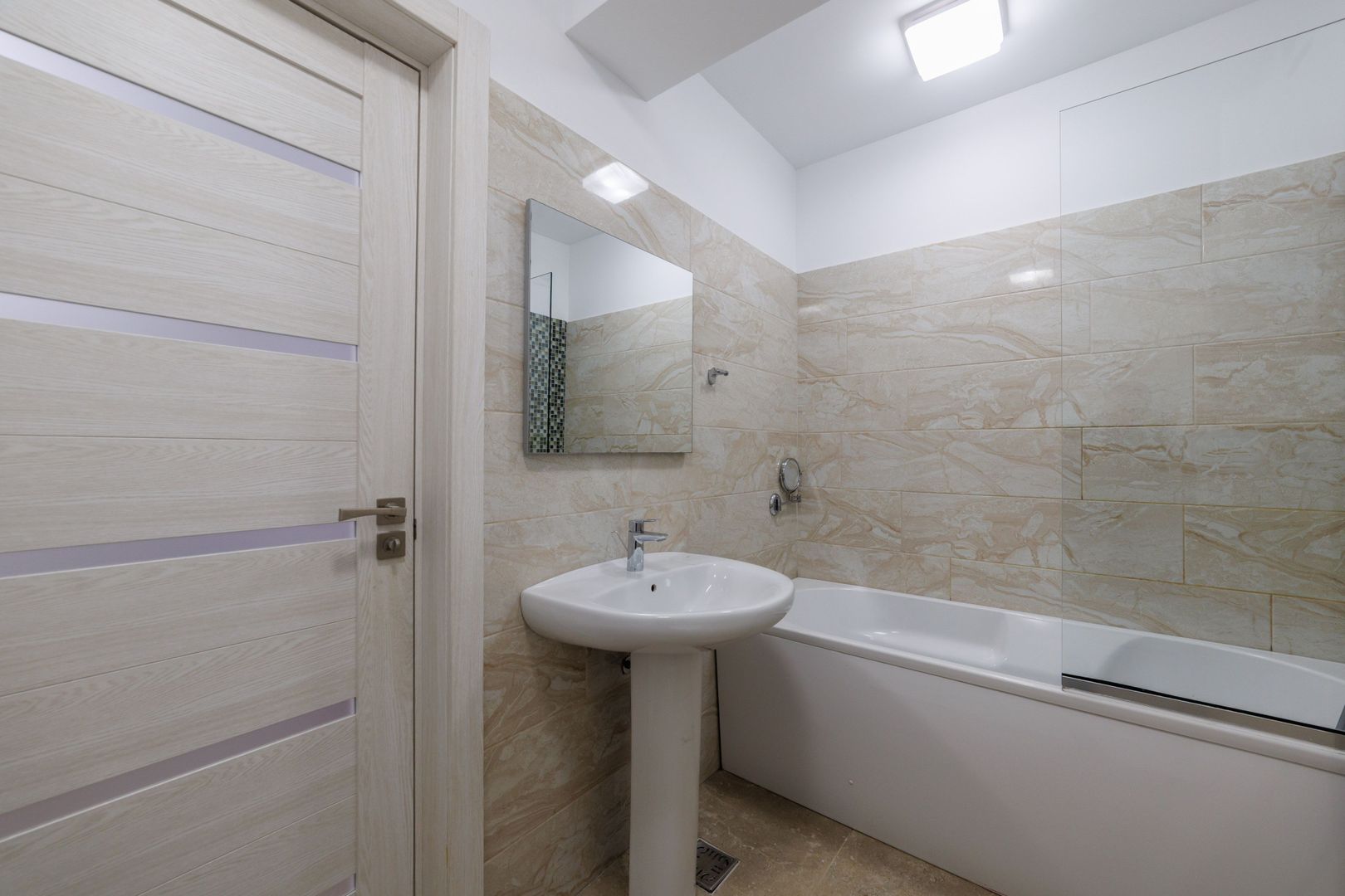 Apartament modern, 66 mp, 3 camere – zona Hermes Nord - Poză 20