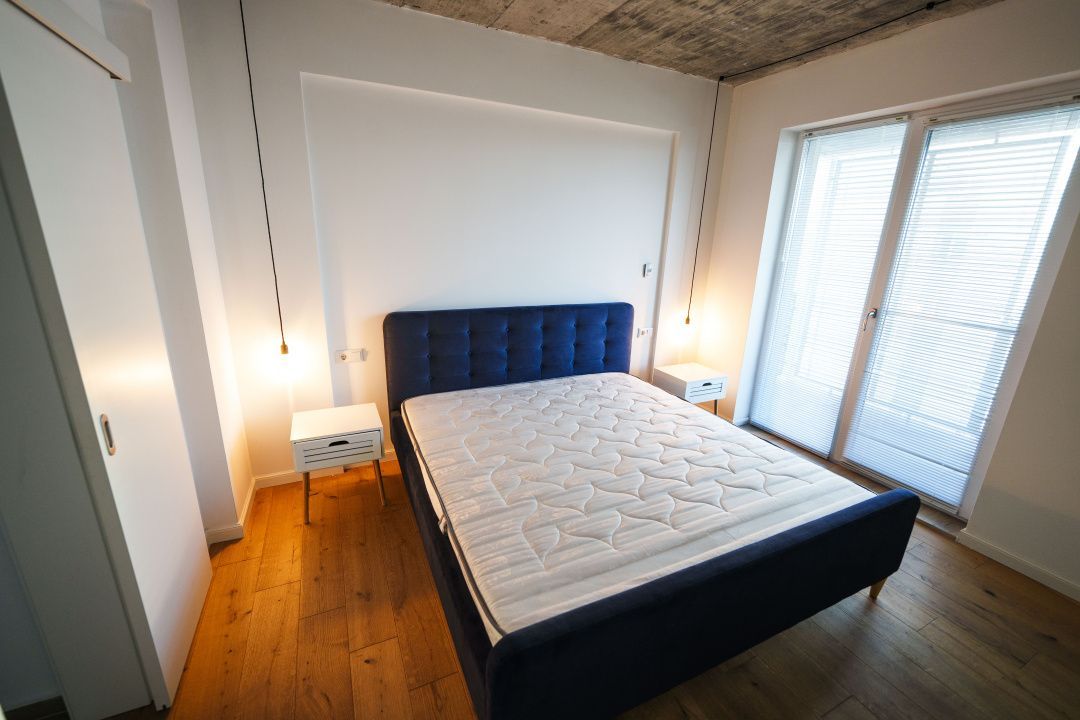 Apartament tip penthouse 3 camere cu priveliște - Poză 2
