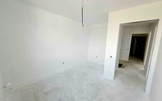Vila 4 camere | 2 bai | teren 200 mp | Centru comuna - Poză 11