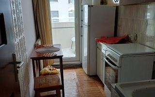 Apartament compartimentat cu 2 garsoniere-parter-Zona Policlinica - Poză 2