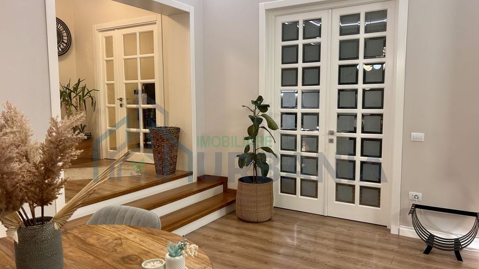 Casă cu 4 camere, în curte, finisaje high-quality - Poză 15