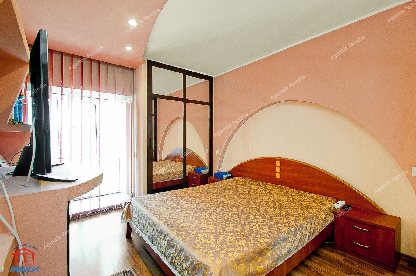 Vanzare apartament cu 3 camere Str. Domneasca, 104 mp, etaj 1. - Poză 6