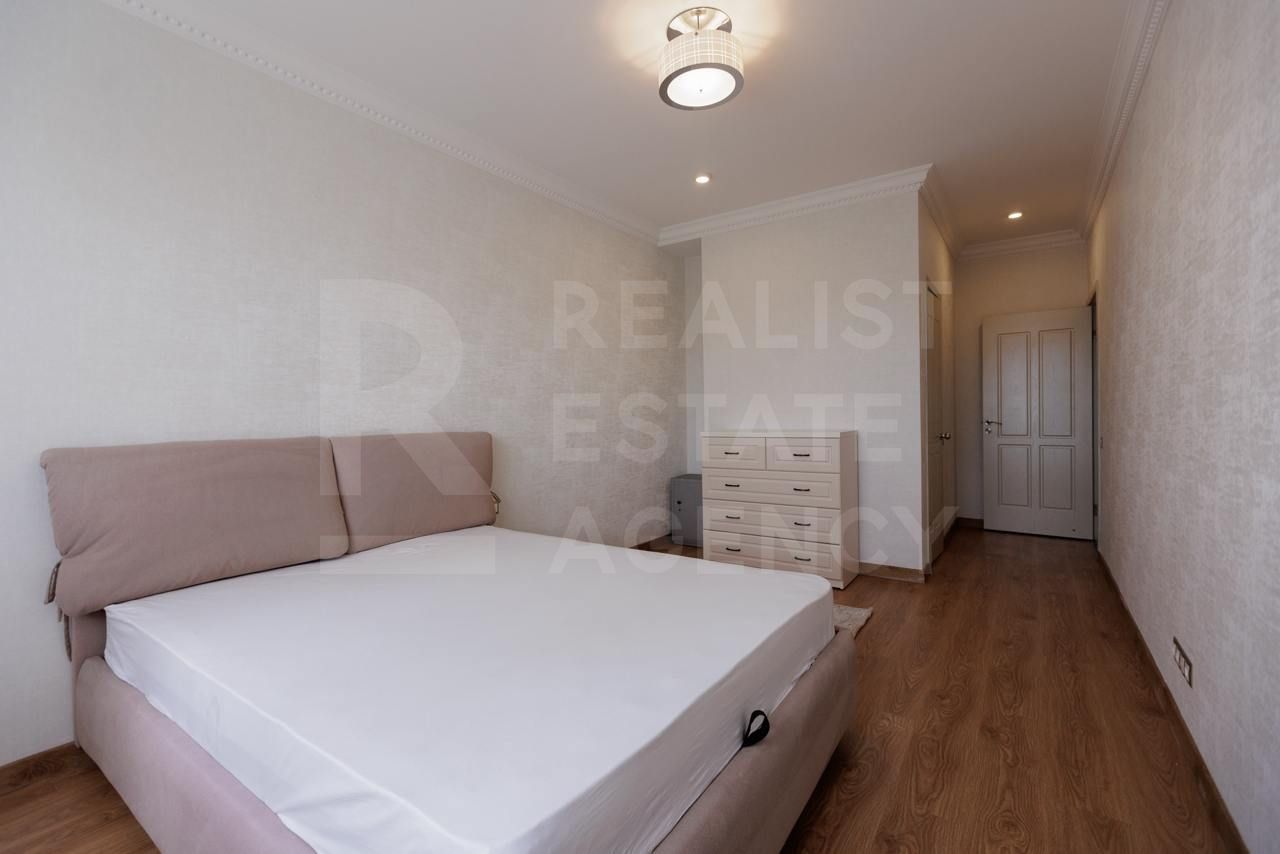 Chirie, apartament, 4 camere, str. Bucureşti, Centru - Poză 3