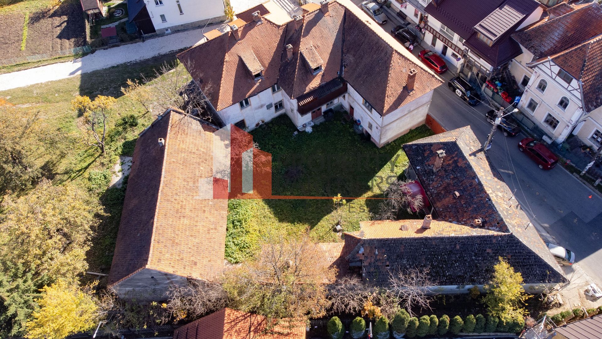 Imobil centru Bran / oportunitate de dezvoltare - Poză 6