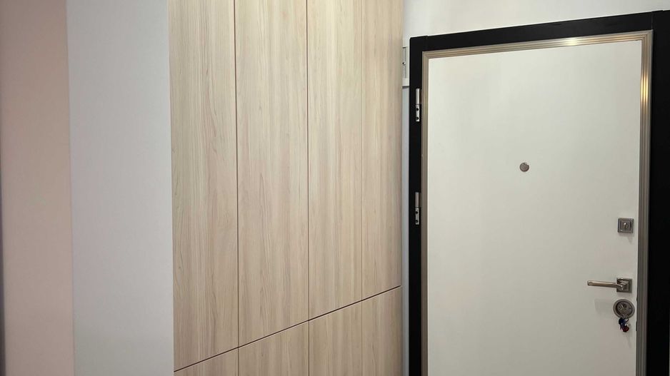 Braytim | 1 Camera |  Etaj 1 | Centrala proprie | Loc de parcare - Poză 3