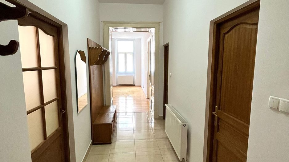 ageuropa.ro vinde ap cam 96mp la etajul unu⁸ - Poză 2