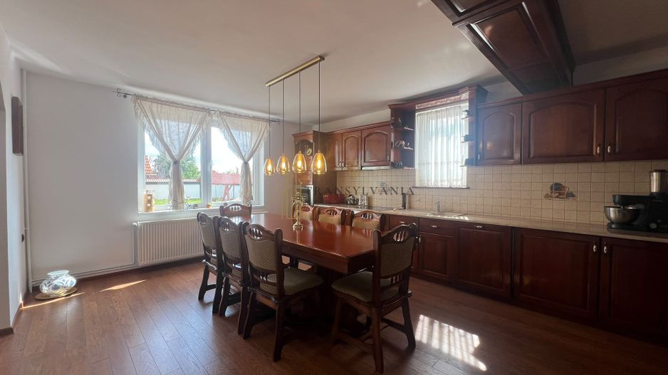 Casă individuală premium – 225 mp utili, teren 700 mp - Poză 12
