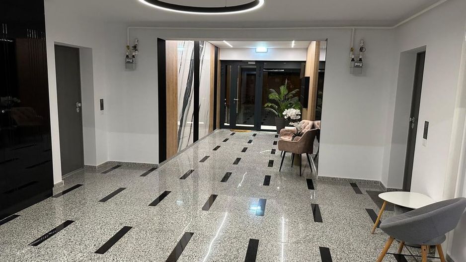 Apartament de 70 mp de inchiriat – complet mobilat si utilat, in complex - Poză 2