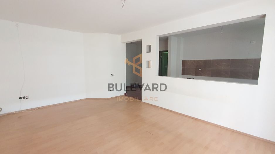 Apartament cu 2 camere+parcare, zona strazii Florilor! - Poză 3