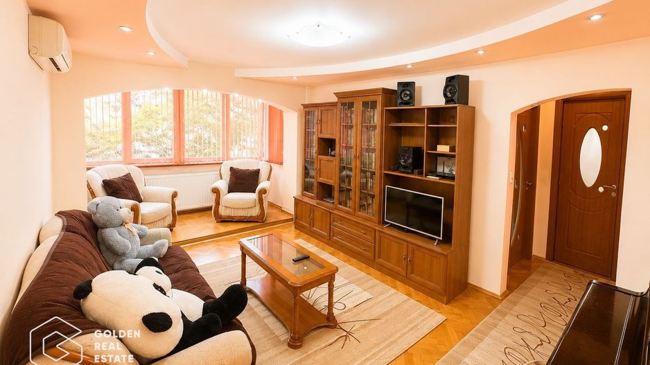 Apartament superb, 2 camere, etaj 1, C. Romanilor - Poză 1