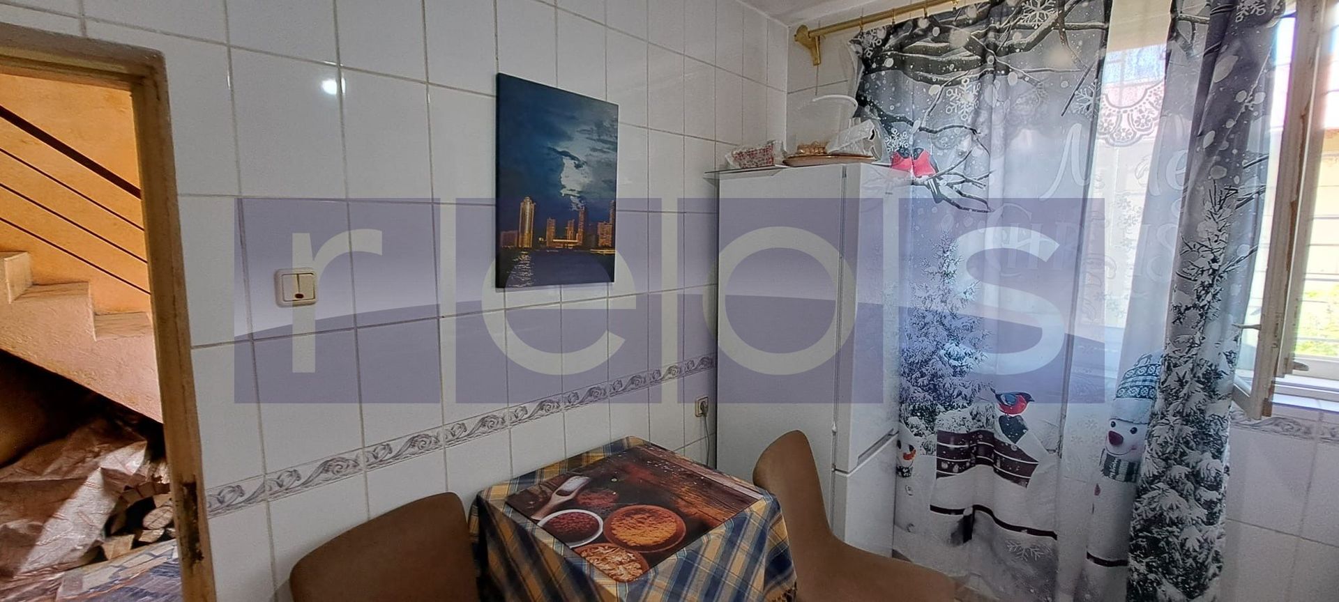 VANZARE VILA SPATIOASA CU TEREN GENEROS – 1.700 MP | RADOESTI VALE, TELEORMAN - Poză 13