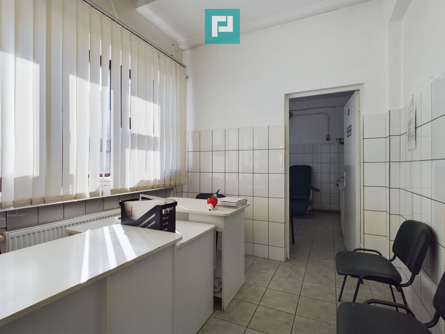 Spațiu medical generos situat ultracentral - Poză 9