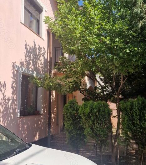 Vila zona brancoveanu , 500 mp construit  si teren 820 mp - Poză 6