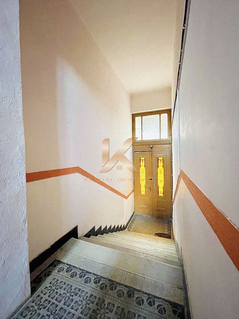 Apartament deosebit cu istorie,  2 camere Palatul Bohus (Centru). - Poză 8