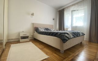 Compartimentare decomandata! Vanzare apartament cu 3 camere-Micro 11 - Poză 4