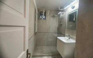 Apartament de vanzare cu 3 camere, balcon, etaj 1 -Zona Calea Dumbravii - Poză 8