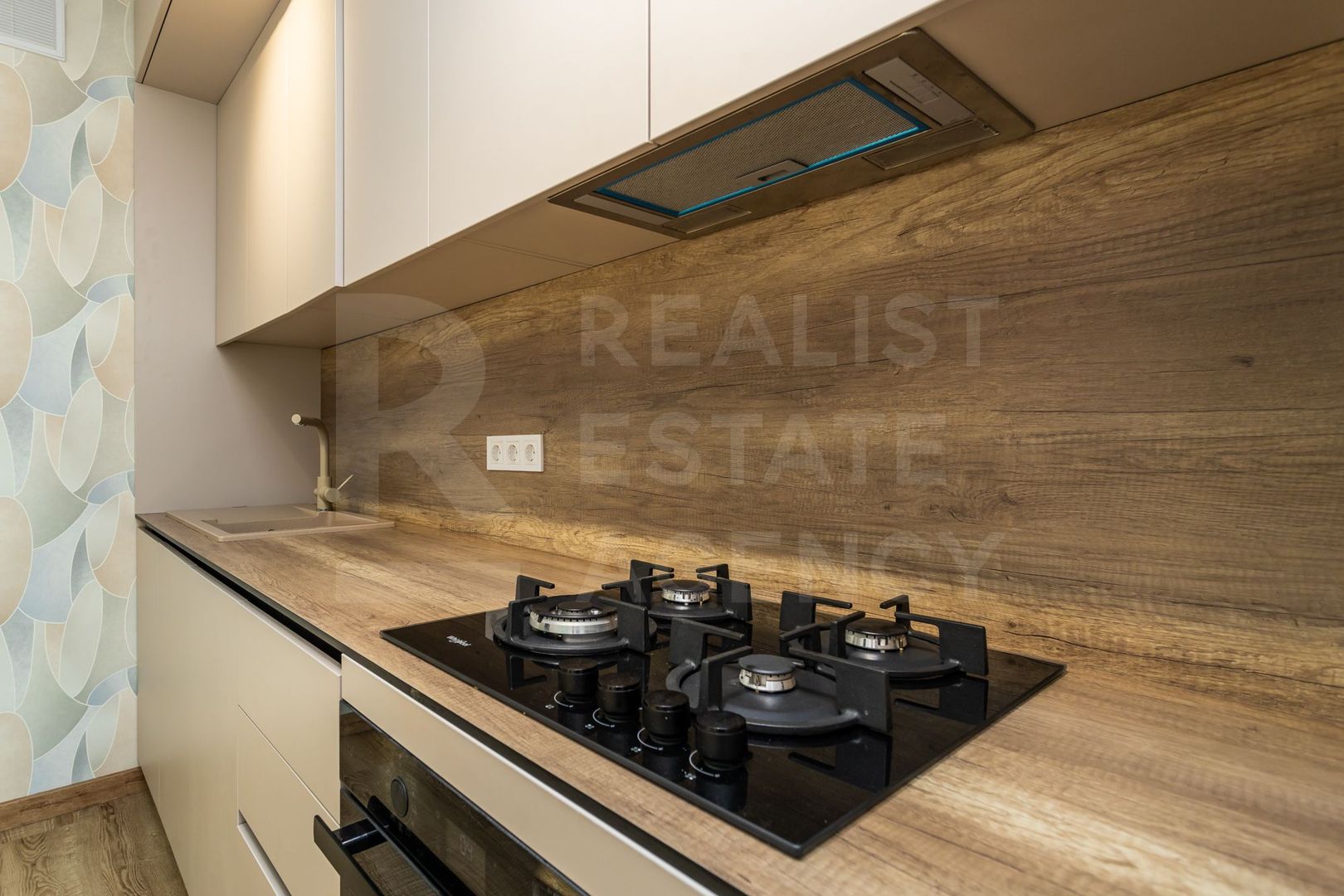 Vânzare, apartament, 2 camere, strada Vasile Lupu, Buiucani - Poză 2